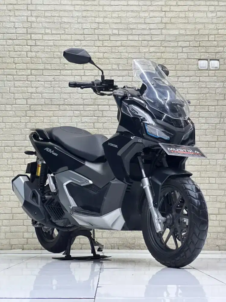 HONDA ADV 160 CBS 2022 -Chintia Mustika