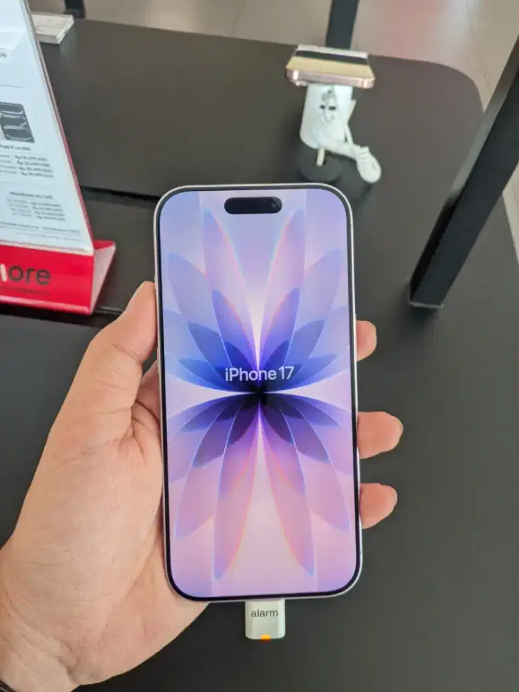 Handphone iPhone 17
