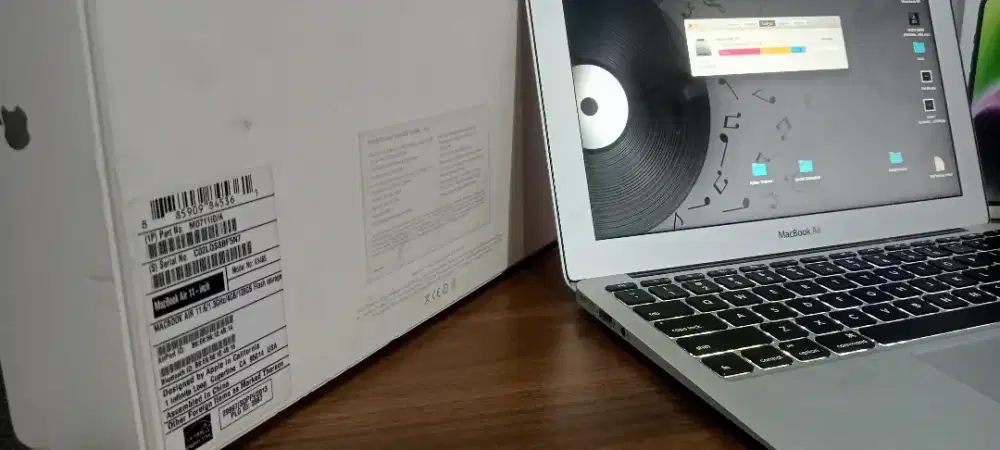 Apple Macbook Air (11 inch-Mid 2013) Jual CPT