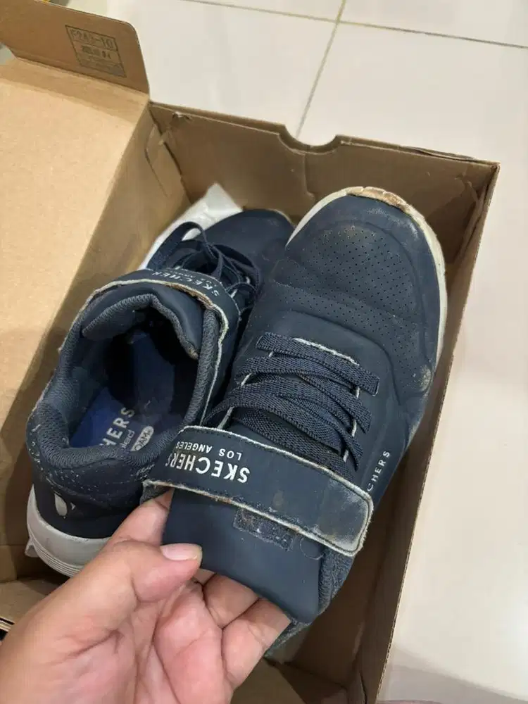 Sepatu anak cowok