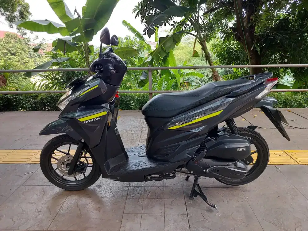 DIJUAL CASH HONDA VARIO 125 LED OLD CBS THN 2017 PAJAK IDUP SIAP PAKAI