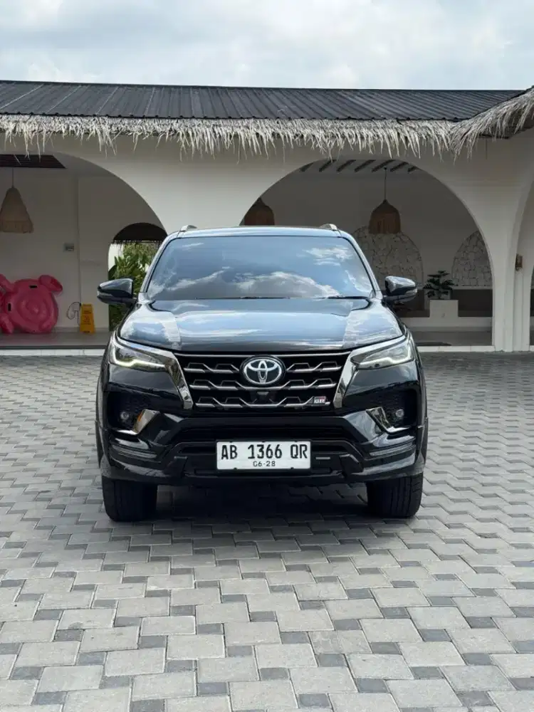 Fortuner 2.8 GR SPORT