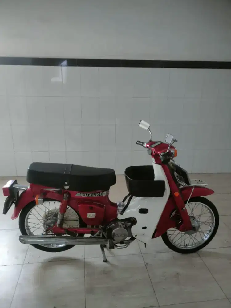 Motor Suzuki jadul masih original