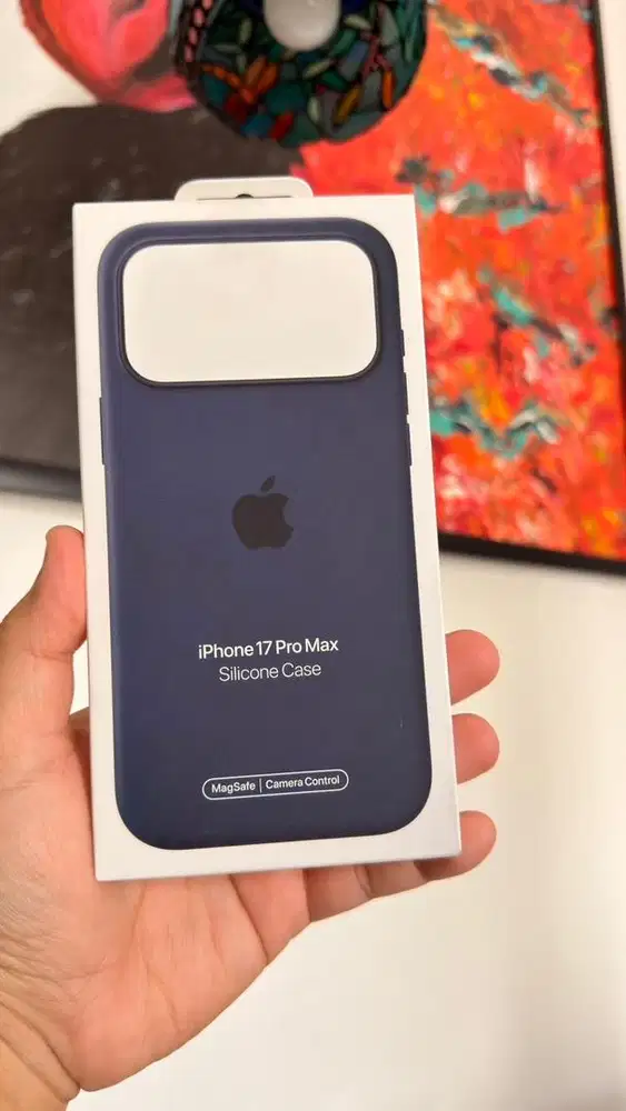 Dijual Silicone Case iPhone 17 Pro Max Original iBox
