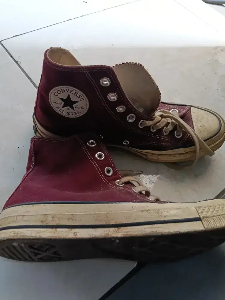 Sepatu converse