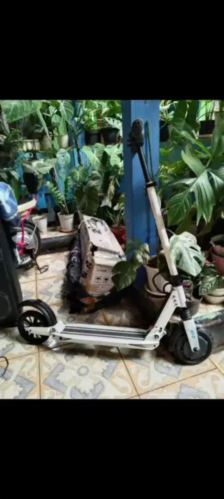 Skuter etwow ex Singapura watt besar like New