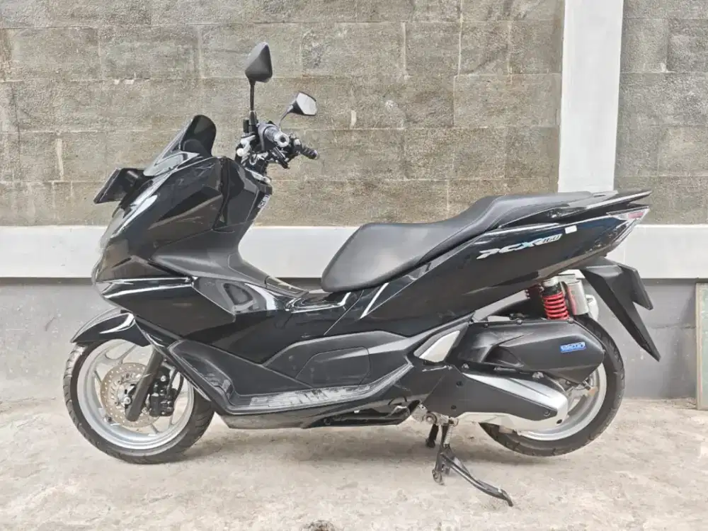 Honda PCX 160 tahun 2023 good condition
