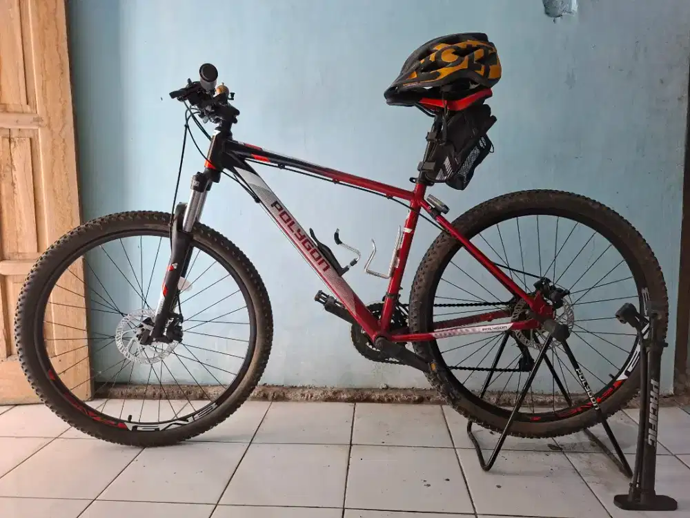 Sepeda Gunung Polygon Cascade 2 2018 Bekas