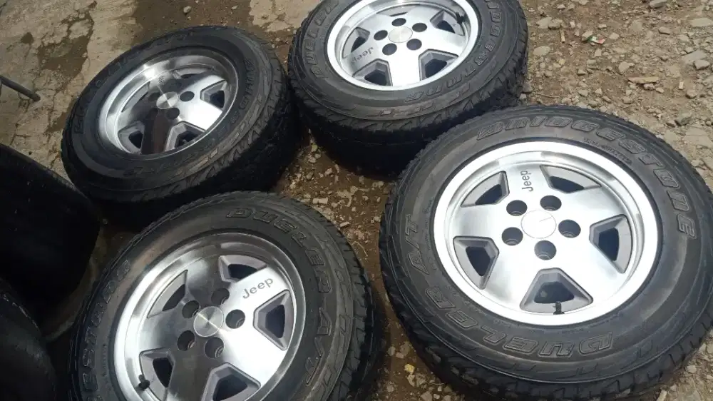 OEM Cherokee R15 x7 in pcd 114,3