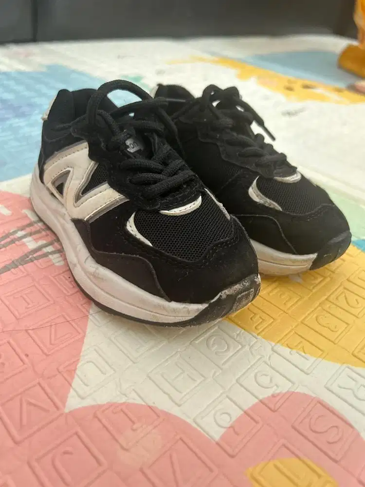 Sepatu Anak Preloved (bekas s)