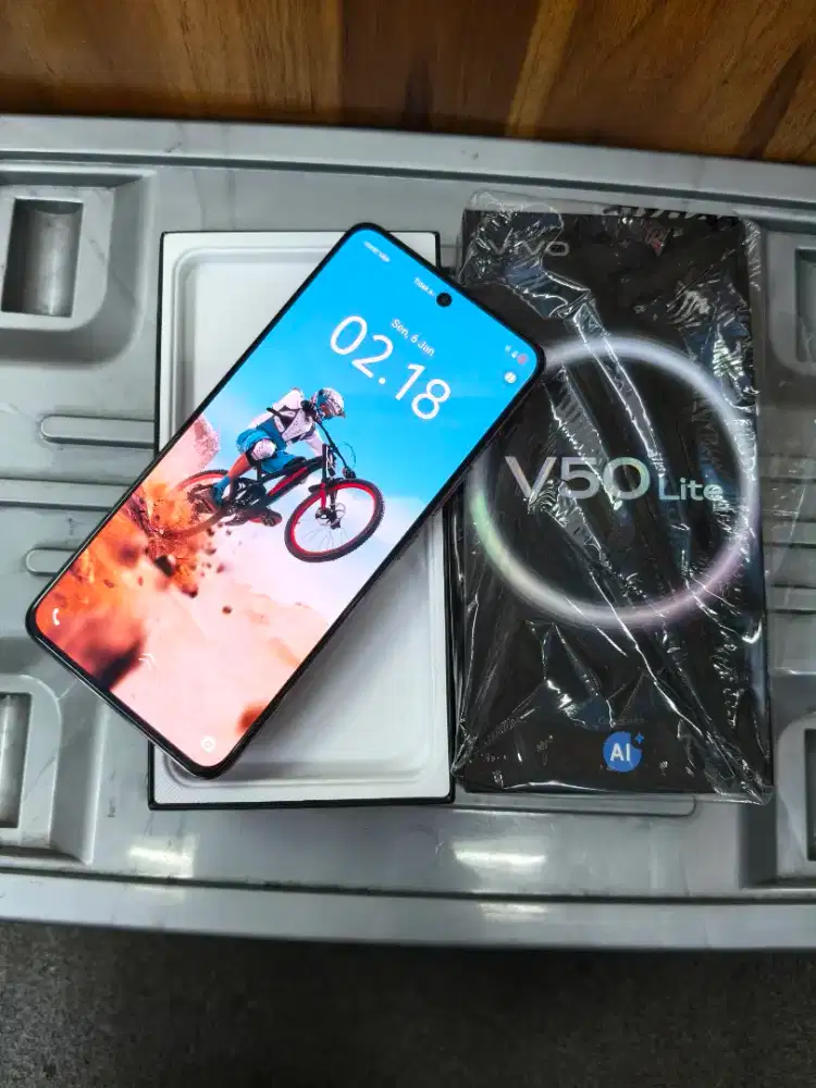 2nd Vivo v50lite 8/256gb garansi panjang