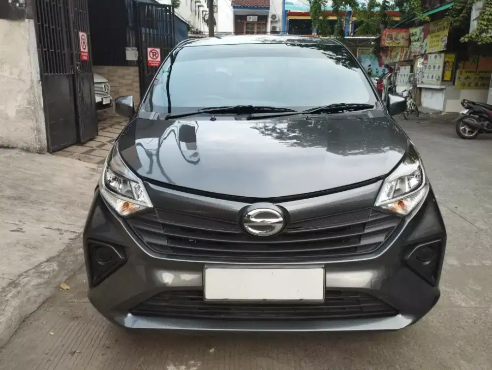 Hanya terpakai 5 bulan ! Daihatsu Sigra M 2025 manual