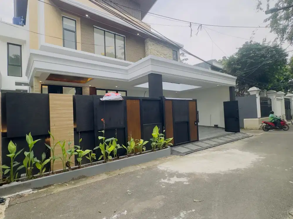 Dijual Rumah Baru Siap huni di Komplek Kebayoran Baru Jakarta Selatan