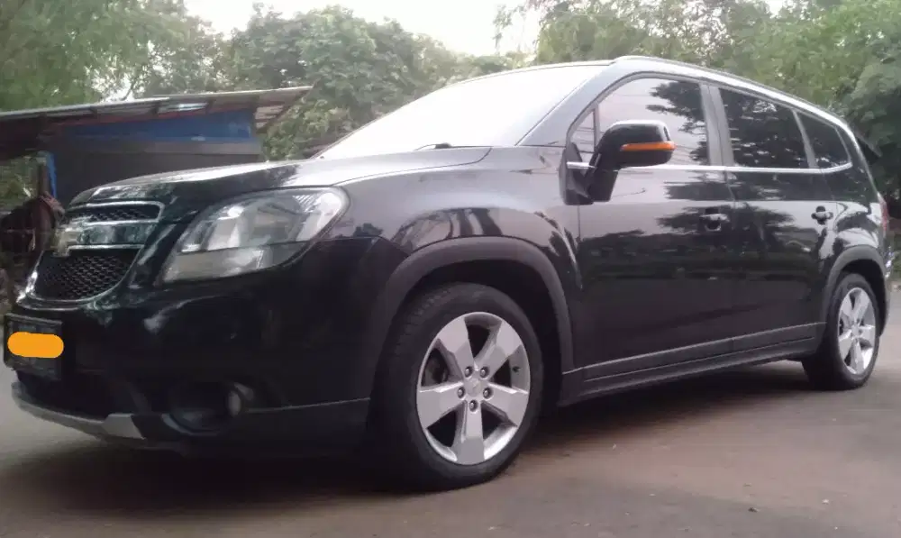 Chevrolet Orlando 1.8 LT 2015 Hitam AT Terawat