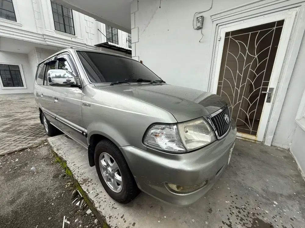 Toyota Kijang 2003 Bensin
