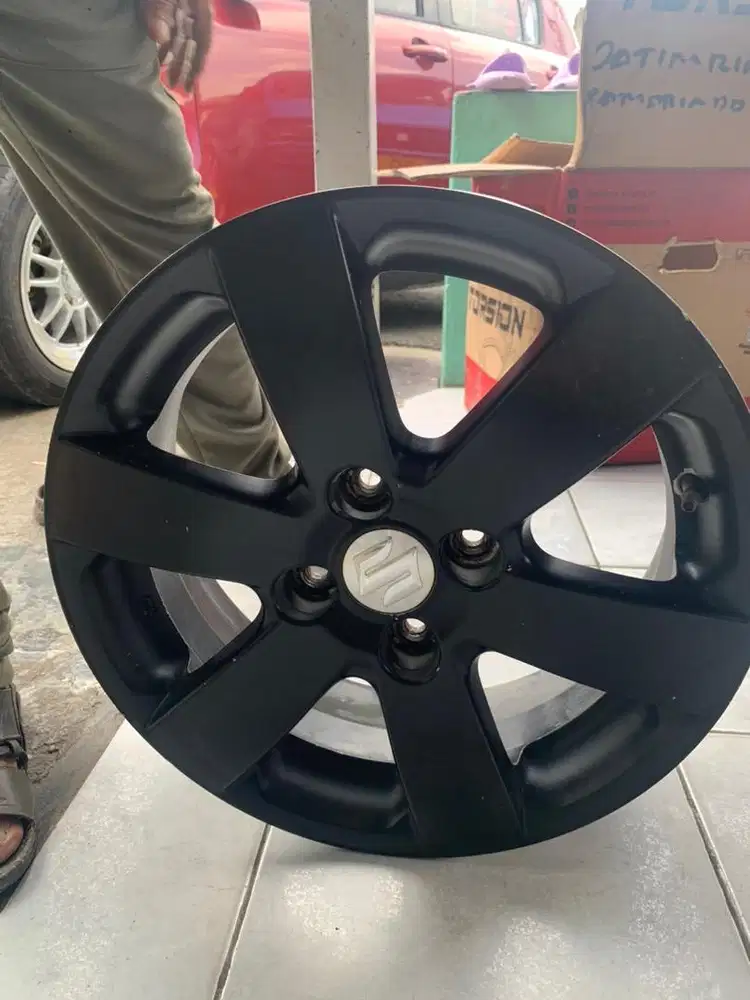 Velg Ban Mobil Suzuki Swift Second