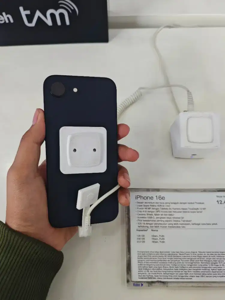 New Iphone 16e 128GB