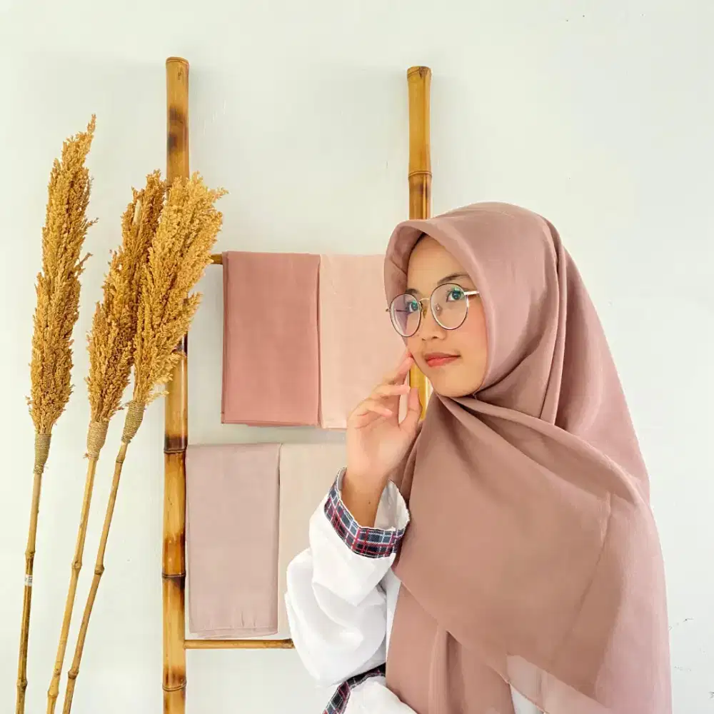 Kerudung segi empat paris jadul