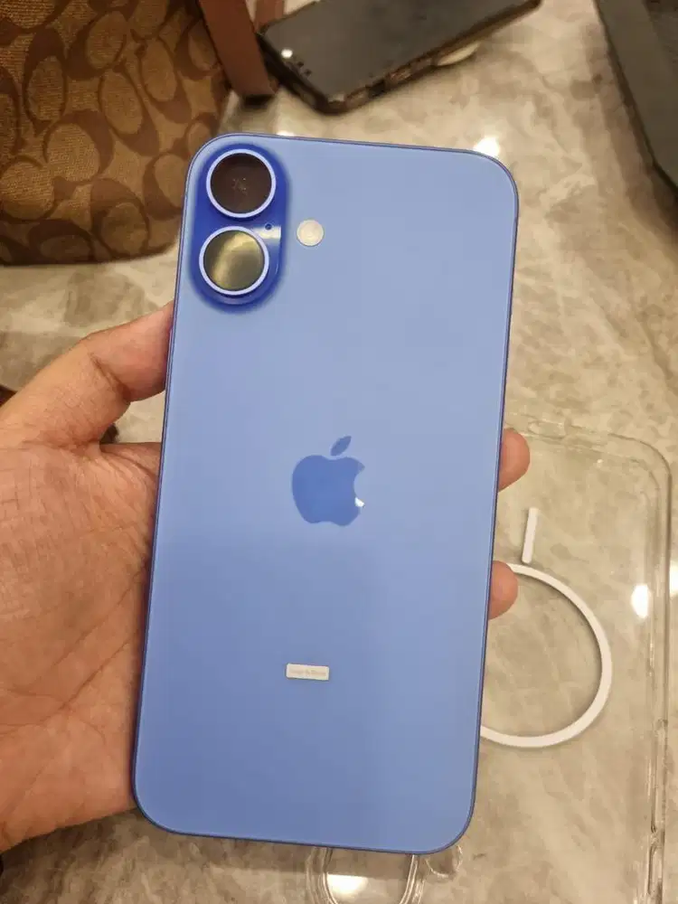 iphone 16 plus 128 garansi on iBox