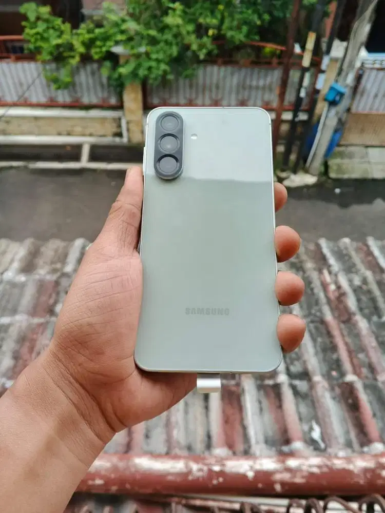 Samsung A56 8/256 like new