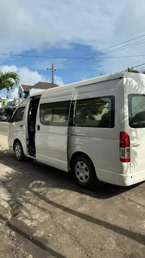 Sewa Hiace + driver