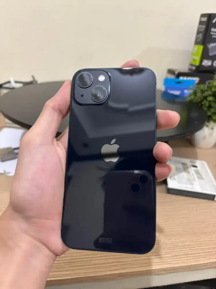 iPhone 13 BLIBLI resmi on garansi