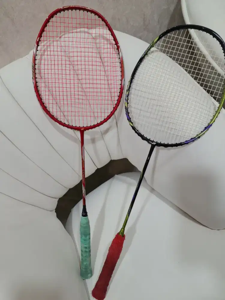 Raket badminton carbon
