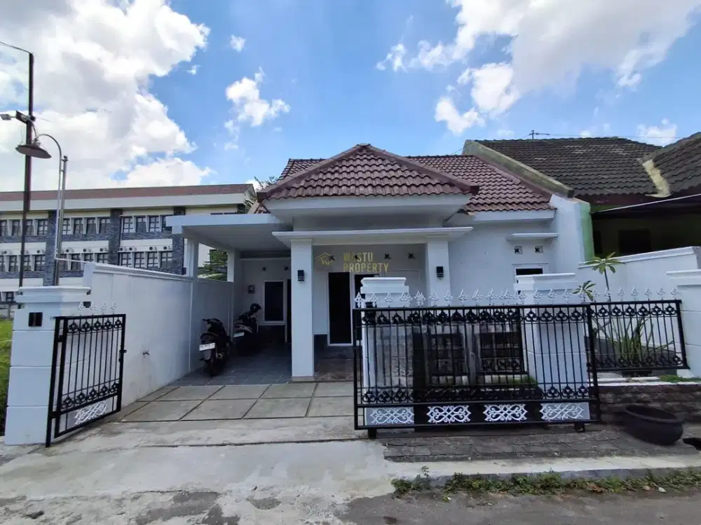 RUMAH MURAH, TANAH LUAS DEKAT SD BUDI MULIA DUA