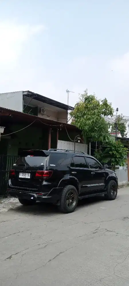Fortuner cumi darat