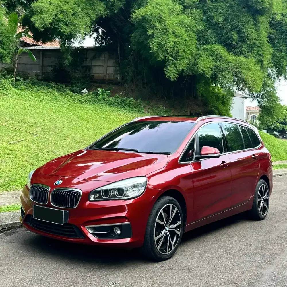 BMW 218i GT Grand Tourer Panoramic 7Seater