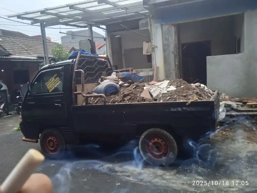 Jasa angkut/buang puing,sampah,barang bekas dll