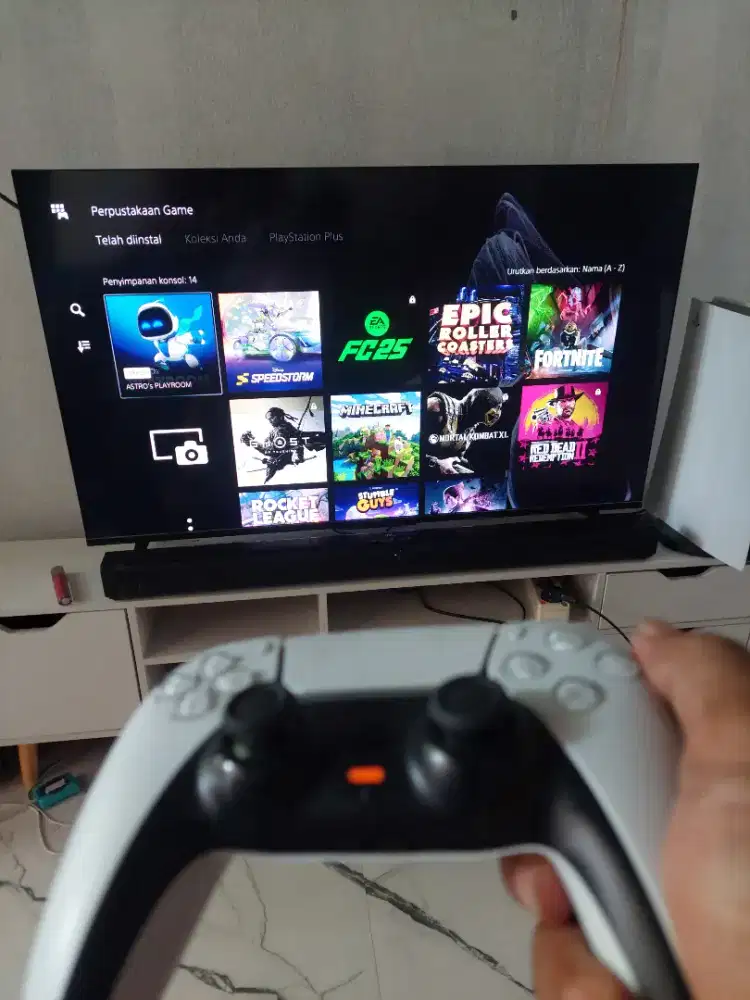 PS 5 digital + disc, 2 stik ori, no box