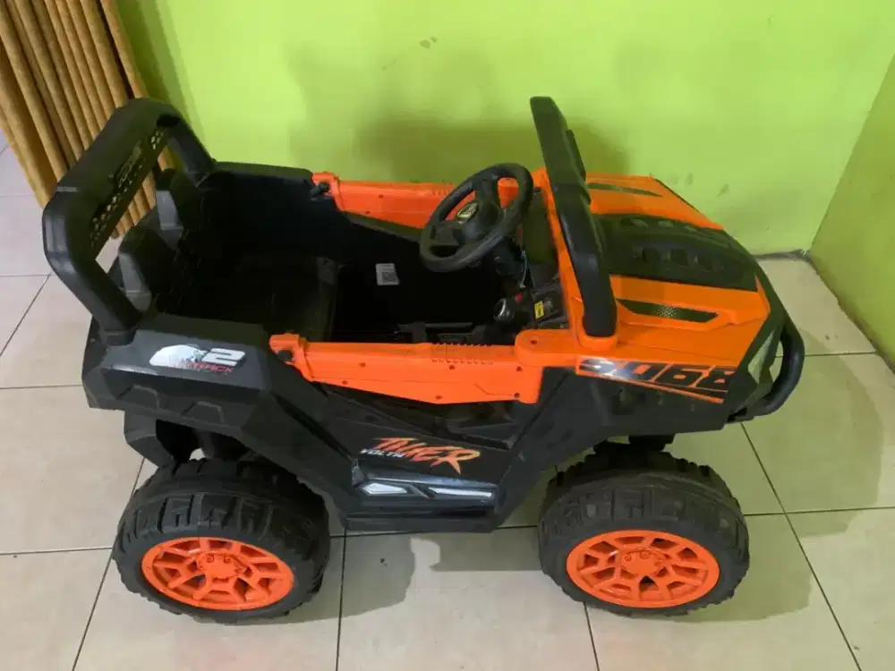 MAINAN MOBIL AKI ANAK