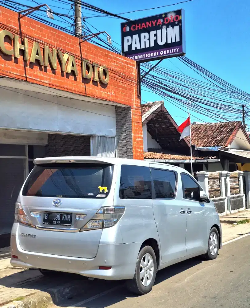Termurah Vellfire 2.4 AT Sunroof