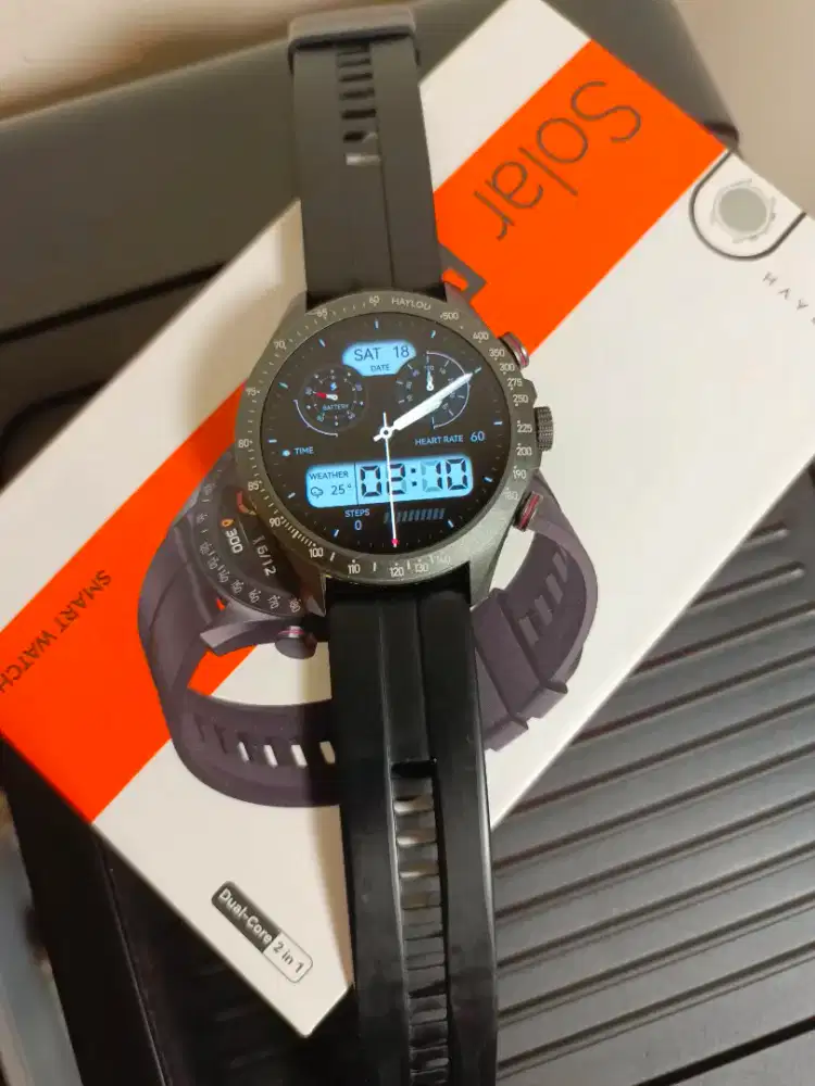 Smartwatch Haylou Solar Pro