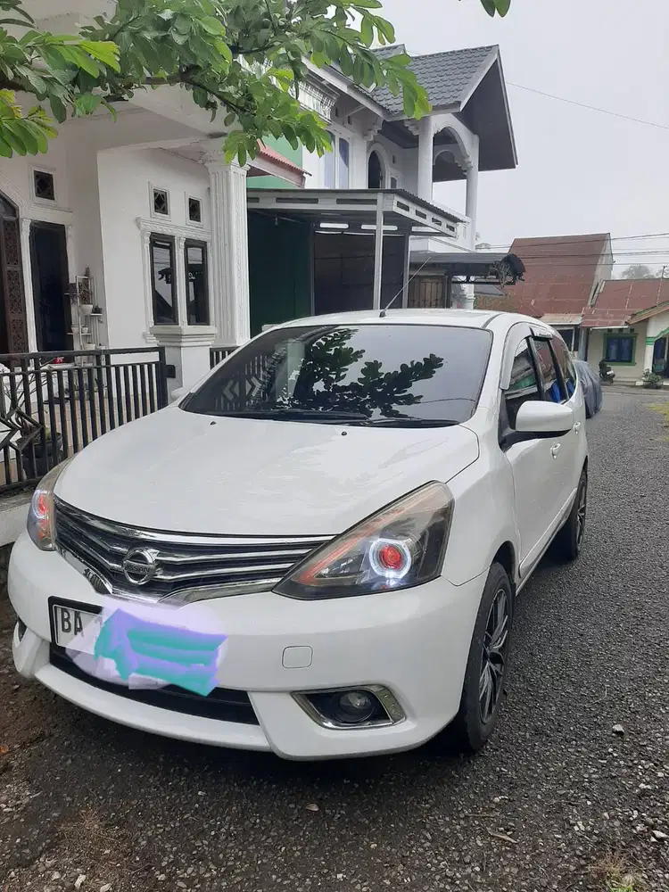 Dijual mobil siap pakai Grand Livina XV 2017 matic