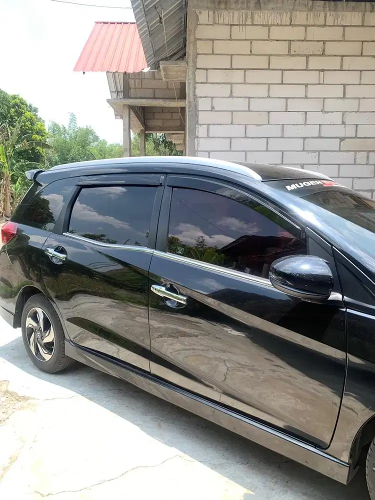 Dijual mobil bekas