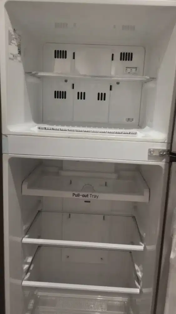 Kulkas 2 pintu LG