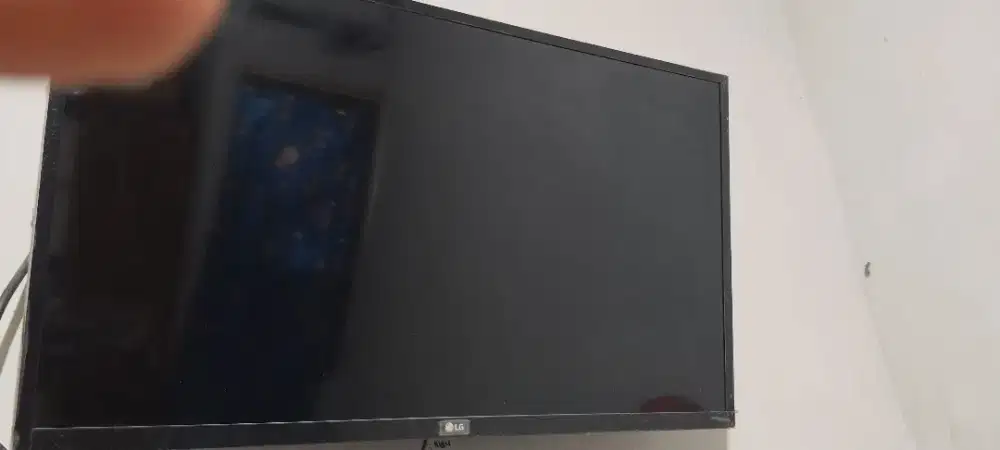TV merek LG 32in
