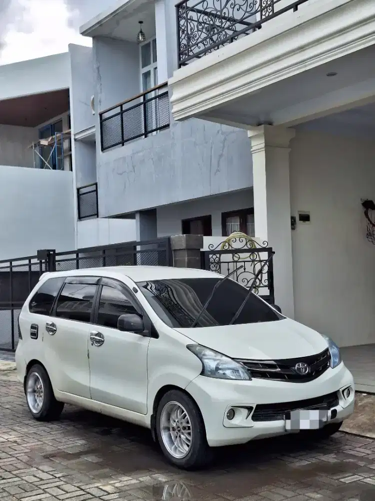 Toyota Avanza 2012 Bensin