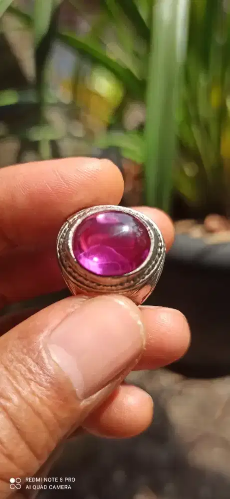 Cincin merah siam