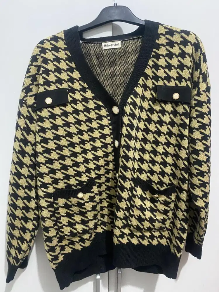 Cardigan rajut by midun project