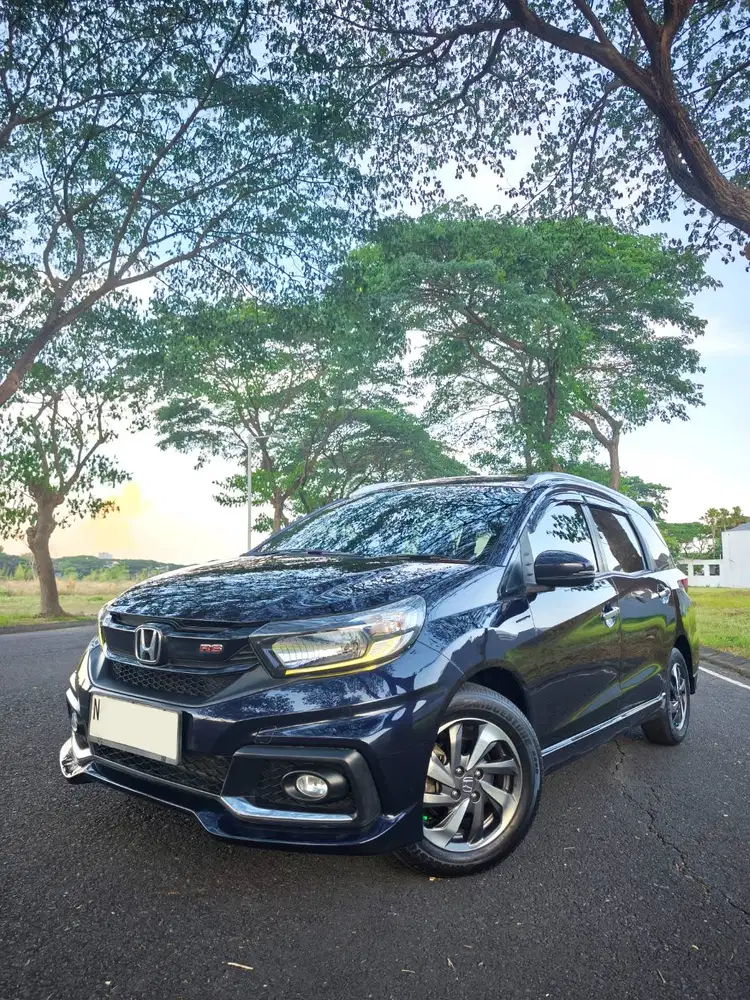 Mobilio RS Manual Tertinggi Ungu Mutiara (LimitdColor) *Bisa Kredit*