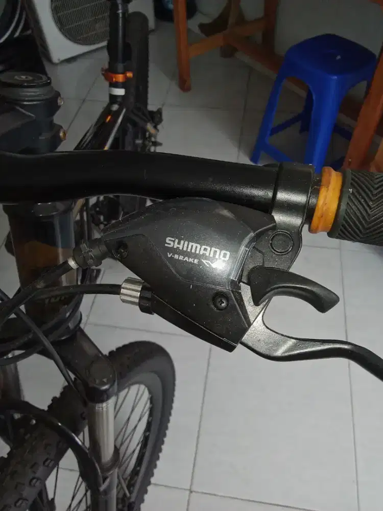 Sepeda gunung merk velion