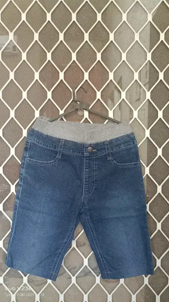 Celana jeans anak preloved