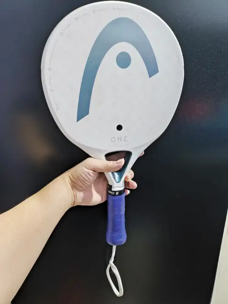 Raket Padel Head One Ultralight warna Putih