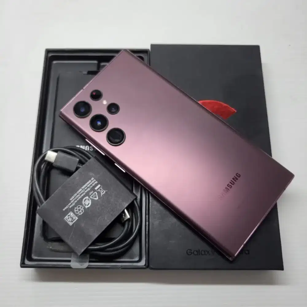 Samsung S22 Ultra SEIN Resmi 12/512Gb mulus,lengkap, terawat