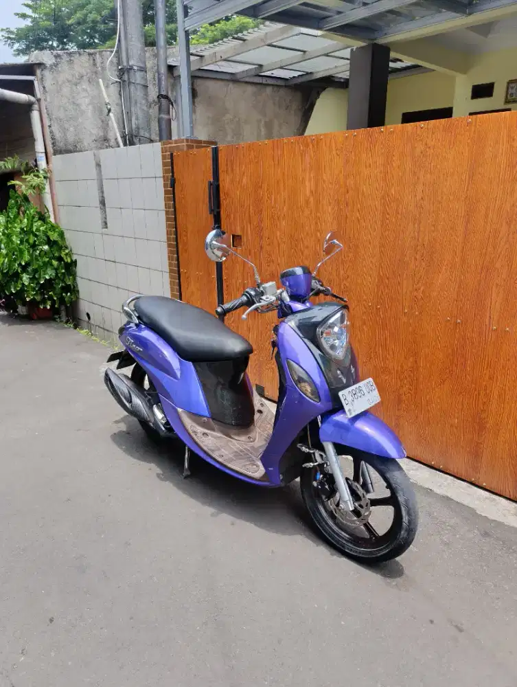 Bissmillah dijual motor Yamaha fino grande 2018 istimewa