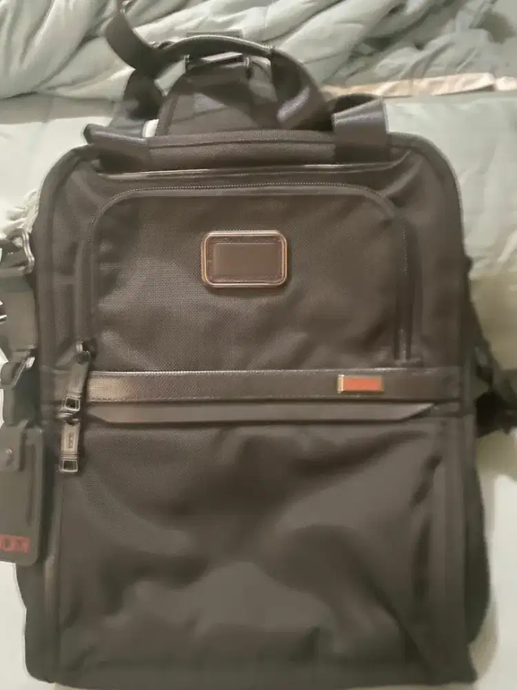 Alpha Medium Travel Tote TUMI