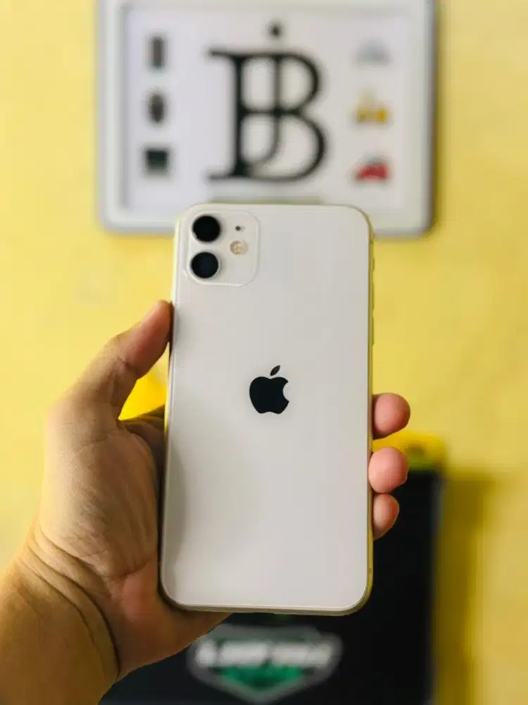 iPhone 11 128gb Beacukai 2 sim fisik Mulus